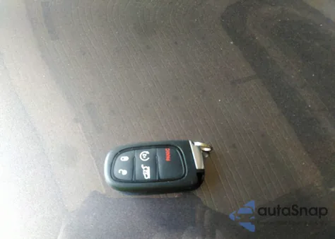 2020 Jeep Cherokee Limited 4X4 z USA, uszkodzony, nr VIN 1C4PJMDX2LD622834